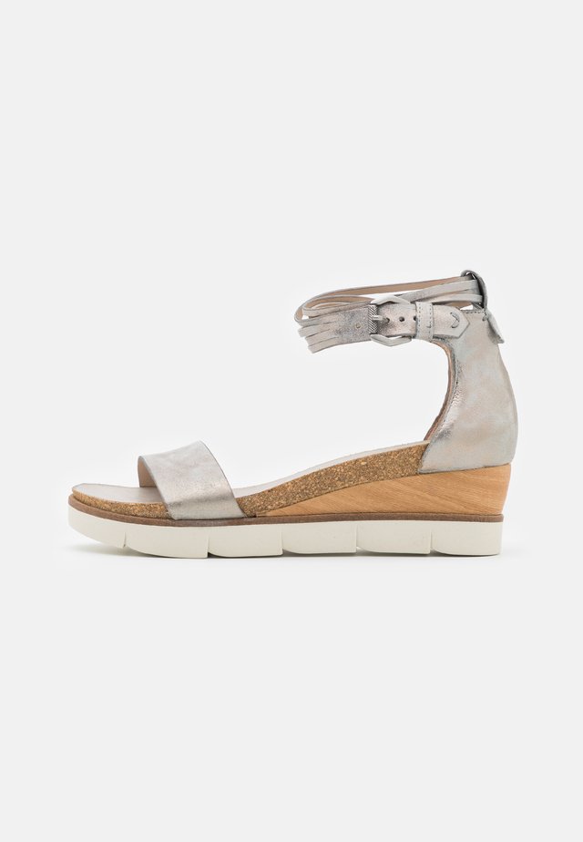 TAPASITA - Platform sandals - fossile