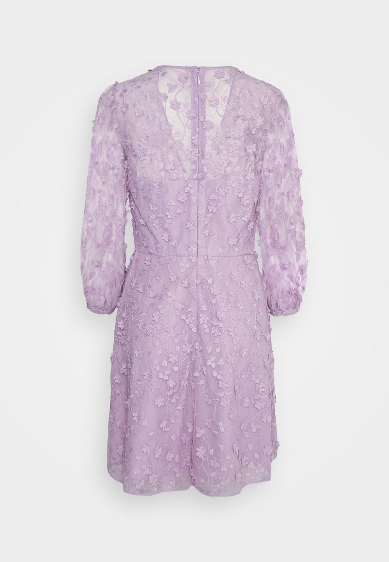 BCBGMAXAZRIA Cocktail dress / Party dress - lilac - (Pre-owned) - Zalando.ie BCBGMAXAZRIA Cocktail dress / Party dress - lilac - (Pre-owned) - Zalando.ie