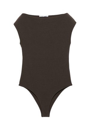 Body sans manches brun foncé avec encolure bateau large et silhouette ajustée, conçu pour des tenues décontractées ou formelles féminines.