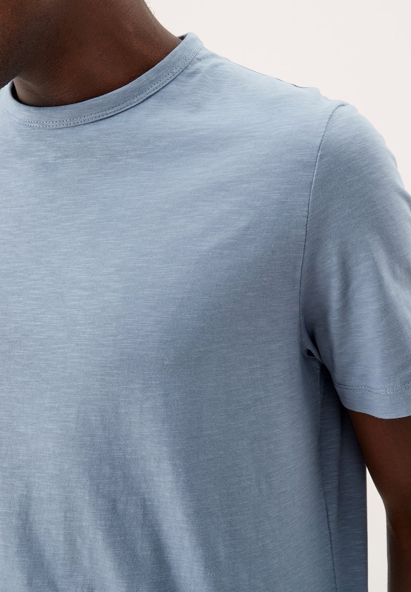 Herren T-Shirts basic | s.Oliver VAN T-Shirt basic light blue/hellblau - YR10613 Herren T-Shirts basic | s.Oliver VAN T-Shirt basic light blue/hellblau - YR10613