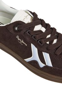 Pepe Jeans Tenisice - dark brown
