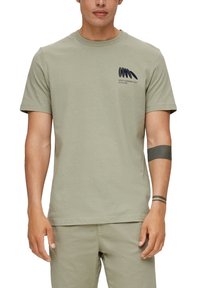 s.Oliver MIT FRONTPRINT - T-shirt z nadrukiem