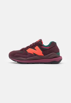 5740 UNISEX - Sneakers basse - henna