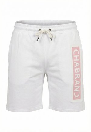 Shorts décontractés blancs avec taille élastique et cordon de serrage, présentant un écusson logo vertical rose portant l'inscription « CHABRAND » sur la jambe droite.