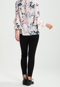 Wallis Petite Blouse - off-white