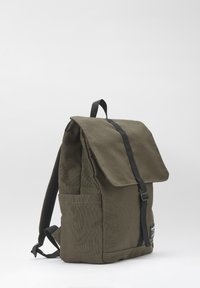 Thumbnail Image 5
