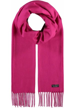 Écharpe en laine rose vif avec des extrémités à franges et une petite étiquette de marque noire près d'un bord.