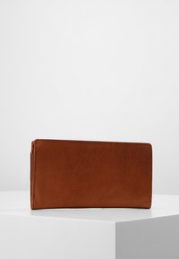 Spikes & Sparrow Wallet - brown