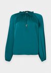 SLEEVE BLOUSE - Blouse - emerald
