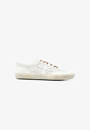 Premiata, VAR #8294 - Sneakers laag - white dim