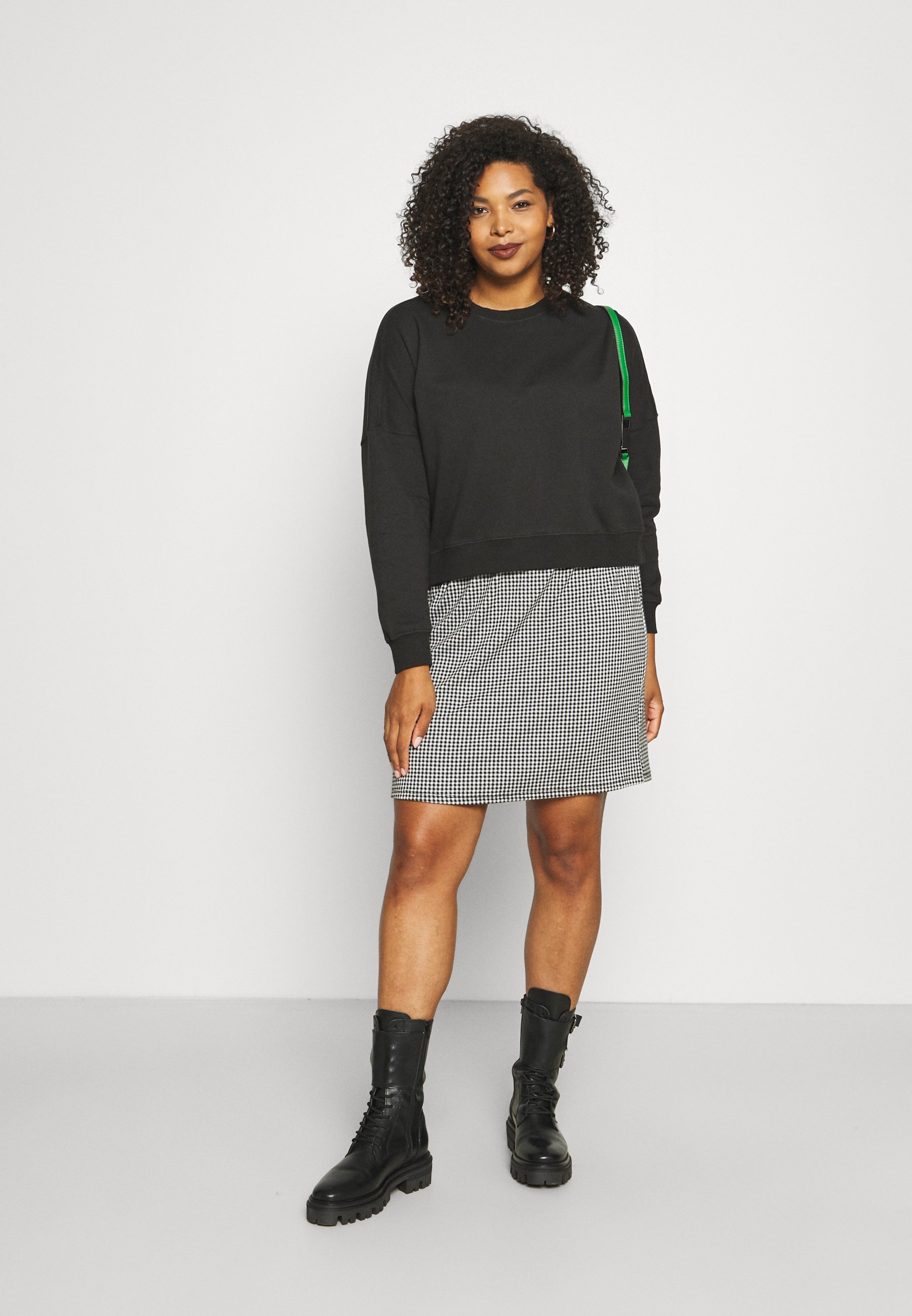 Cotton On Curve CURVE CLASSIC CREW NECK 