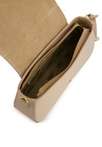 Beige synthetische Handtasche mit Reißverschluss, Wildleder-Futter und goldenen Beschlägen. Das Innenleben verfügt über mehrere Fächer mit einem Druck aus Logo-Textil.