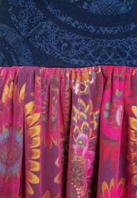 Desigual Denní šaty - blue