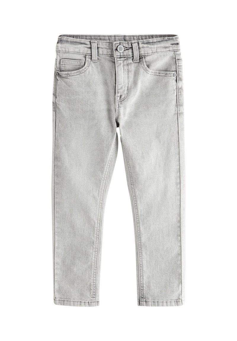 Jean en denim gris clair avec une taille standard, des poches avant, et une coupe légèrement fuselée. Texture subtile avec des détails de coutures classiques.