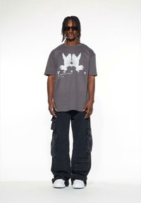 Lost Youth DOVE - Triko s potiskem - darkgrey