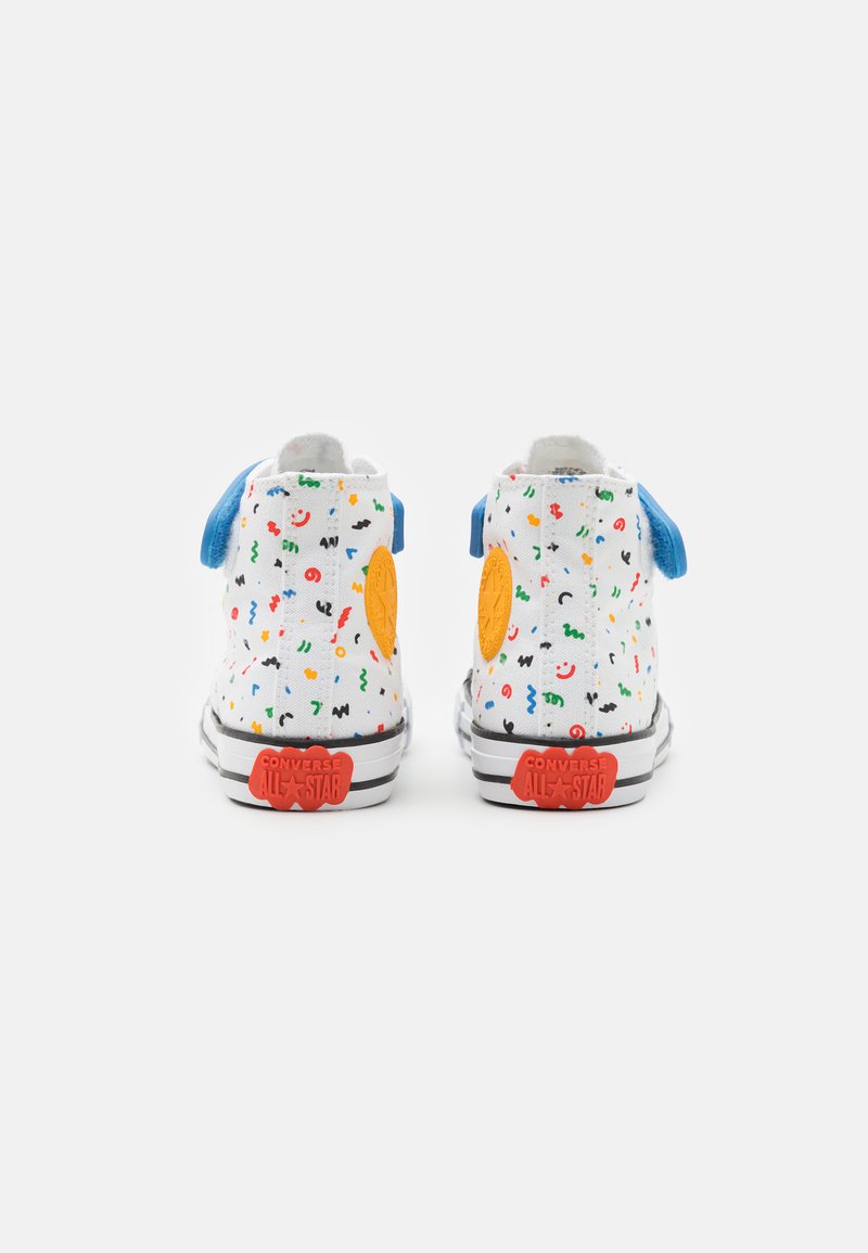 converse chuck taylor 3 strap