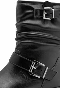 Marco Tozzi Bottines de cowboy / motard - black