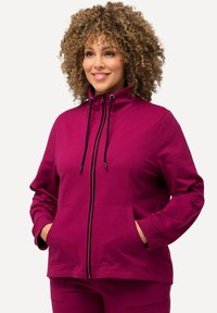 Ulla Popken COL MONTANT ET POCHE KANGOUROU - Sudadera con cremallera - berry