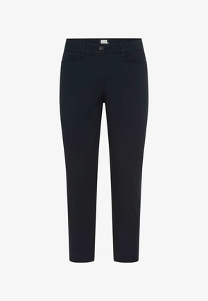 Pantaloni neri slim-fit con bottone frontale e passanti per cintura, dotati di tasche laterali, mostrati su sfondo bianco.