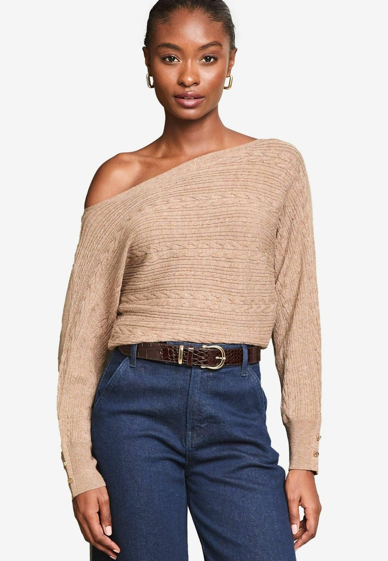 Lipsy REGULAR FIT - DETAIL SLASH BATWING - Jersey de punto - camel