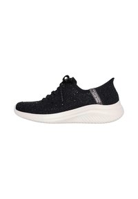 Zapatilla negra de punto con cordones y suela blanca, con etiqueta de tela "Skechers Slip-ins" en el talón, mostrada en perfil lateral.