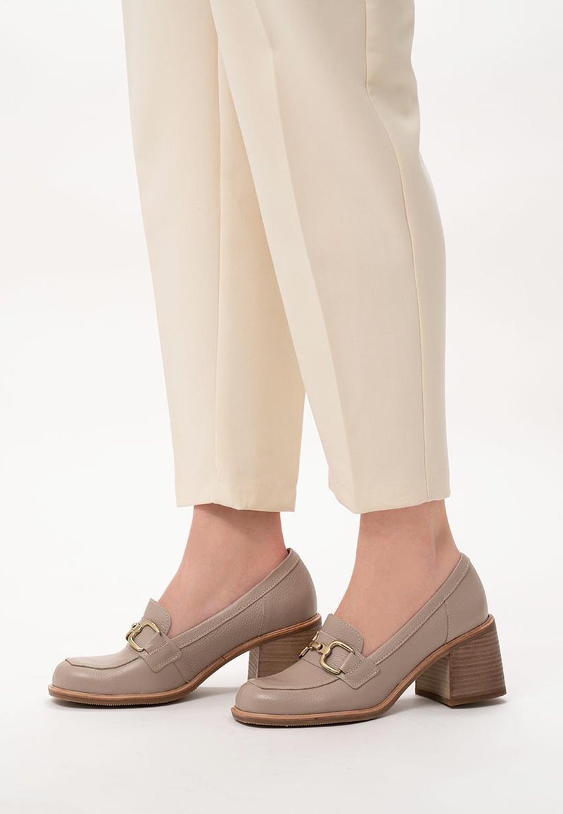 RYŁKO Półbuty wsuwane