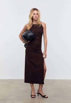 Stradivarius Sandali - brown