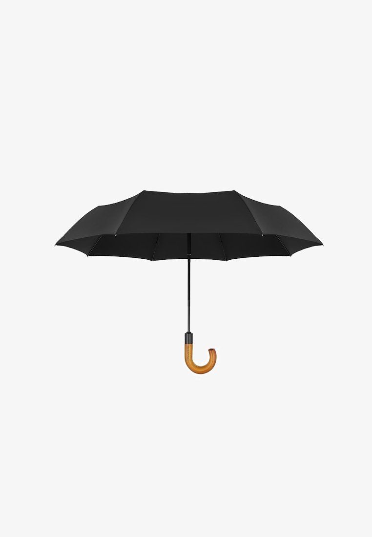 Czarny parasol z zakrzywioną drewnianą rączką, wyposażony w gładki baldachim i solidną konstrukcję. Prosty design, odpowiedni na deszczową pogodę.