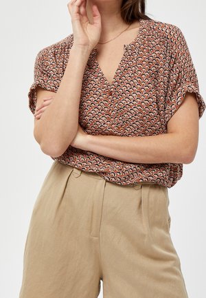 Blouse - brown