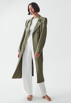 THE FATED ALIAH  - Trench - olive green