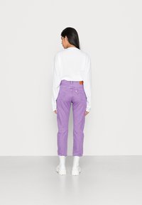 Levi's® CROP - Calças de ganga de perna direita - botanical lavender