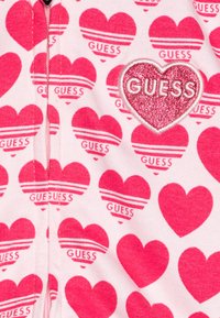 Thumbnail Image 4