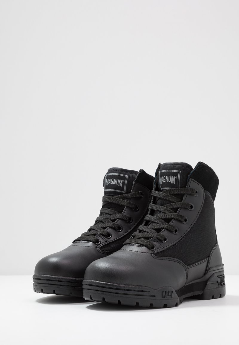 magnum hiking boots