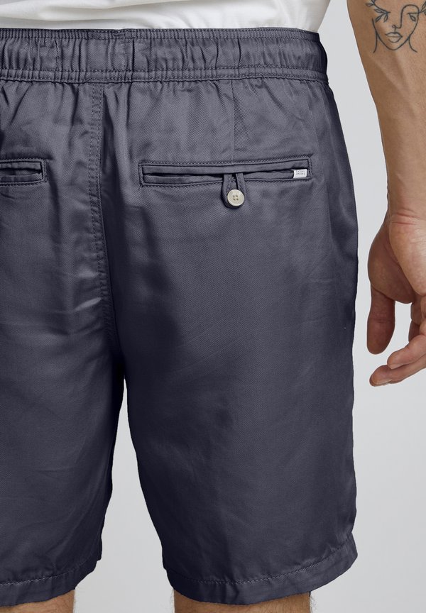 CFPHELIX REGULAR FIT - Shorts4