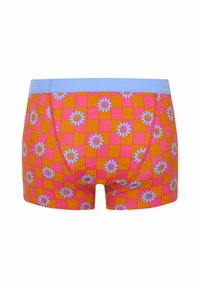 Boxer shorts colorés avec un motif en damier orange et rose, ornés de marguerites jaunes et de visages souriants. Ceinture légère bleue.