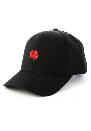 Musta baseball-lippalakki, jossa pieni punainen kirjailtu ruusu edessä keskellä, kaareva lippa ja tikattu paneelimalli.