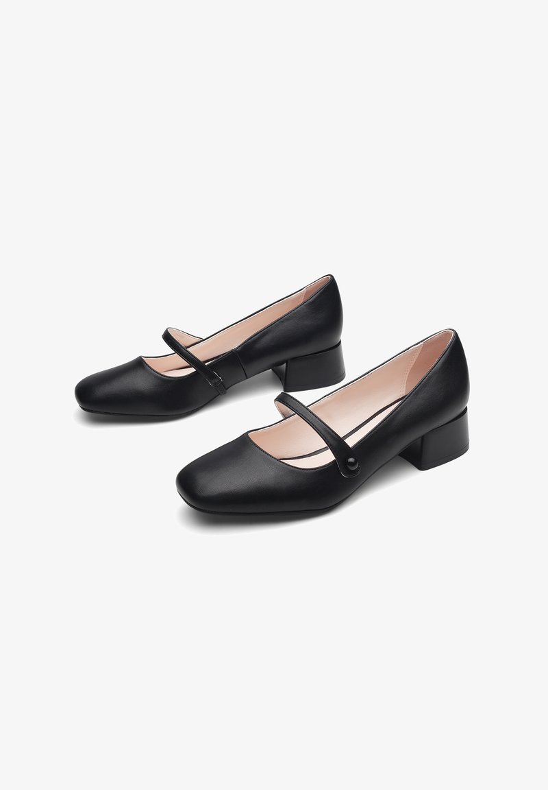 Schwarze Leder-Mary-Jane-Schuhe mit quadratischer Zehenform, niedrigem Blockabsatz und schmalem Riemen mit einem Knopfdetail über dem Rist.