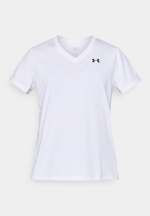 Balta īsroku T-krekls ar V veida kakla izgriezumu, izgatavots no kokvilnas maisījuma, melns logotips augšējā kreisajā pusē. Gluda tekstūra un regulārs piegriezums.