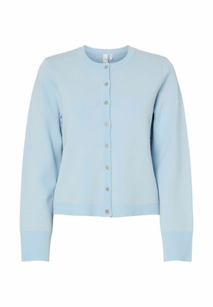 Lichtblauwe cardigan met lange mouwen, een ronde halslijn en een knoopsluiting aan de voorkant. Heeft een geribbelde onderkant en manchetten met een gladde textuur.
