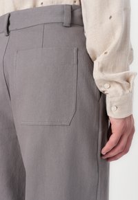 Libertine-Libertine ALERT - Pantaloni - charcoal