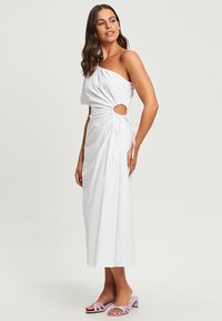 SÁVEL KARLINA  - Dienas kleita - white