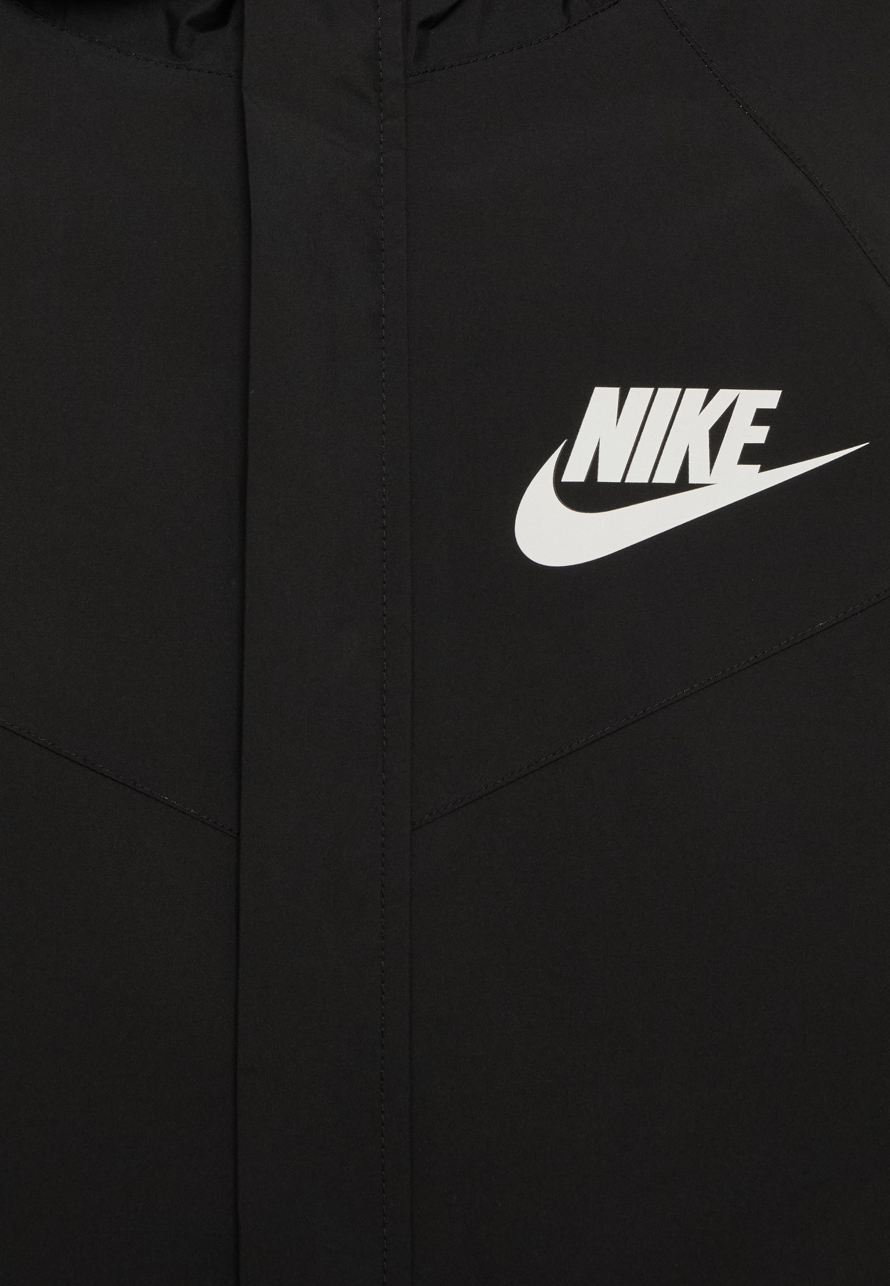 Nike Sportswear Unisex Waterproof Jacket black/black/white, Size: 14Y Plus, Black