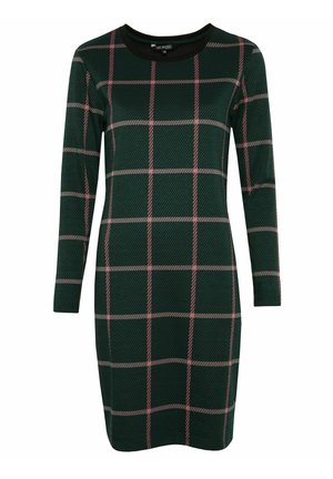 Šaty s dlouhým rukávem z tmavě zelené látky s texturovaným povrchem, zdobené růžovo-bílým kostkovaným vzorem a černým kulatým výstřihem.
