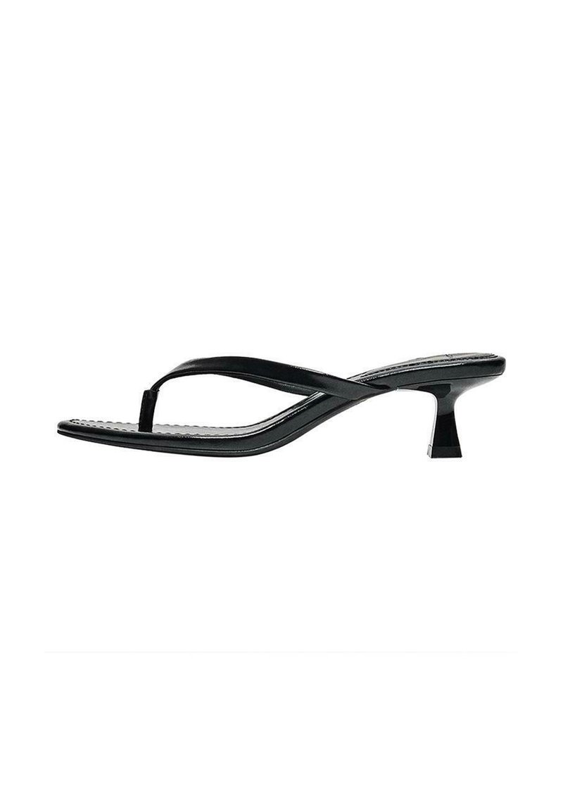 Bershka HEEL - Zehentrenner - black/schwarz - Zalando