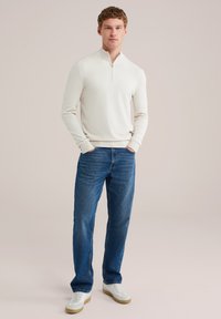 WE Fashion Pulover - white