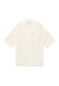 Korte mouwen, ivoorkleurige gebreide cardigan met een kanten open patroon en een ingesneden kraag. Voorzijde met knoopsluiting en een ontspannen pasvorm.