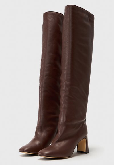 Souliers Martinez ROBERTA brązowy