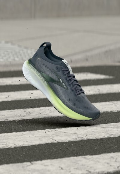Brooks ADRENALINE GTS 25