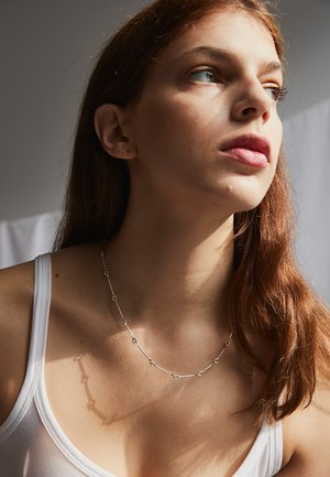 PATTARAPHAN LOVERS CHAIN NECKLACE UNISEX - Kaulakoru - silver coloured