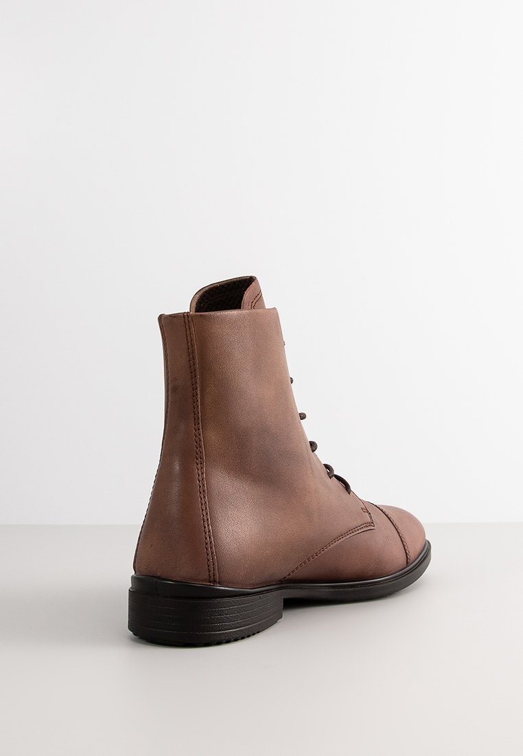 Schnürstiefelette